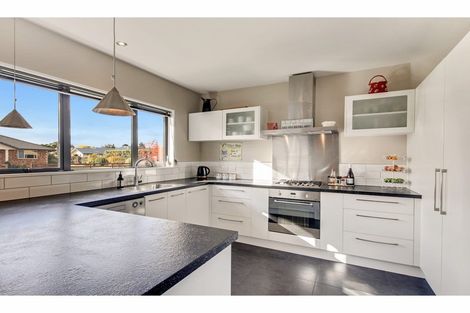 Photo of property in 16 Hampstead Close, Rangiora, 7400