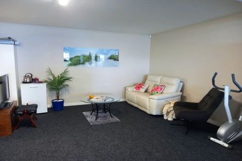 Photo of property in 130 Landmark Terrace, Orewa, 0931