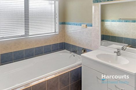 Photo of property in 4 Falcarragh Crescent, Flat Bush, Auckland, 2019