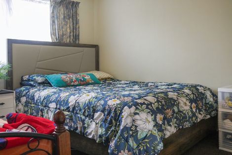 Photo of property in Oberon Flats, 48a Merton Street, Trentham, Upper Hutt, 5018