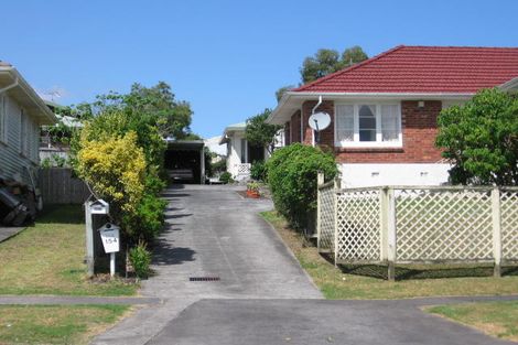Photo of property in 154b Hutchinson Avenue, New Lynn, Auckland, 0600