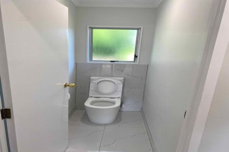 Photo of property in 4 Northall Road, New Lynn, Auckland, 0600