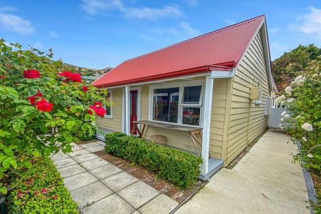 Photo of property in 66 London Street, Lyttelton, 8082