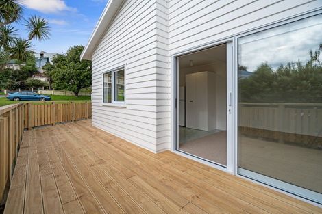 Photo of property in 8 Meander Drive, Welcome Bay, Tauranga, 3112