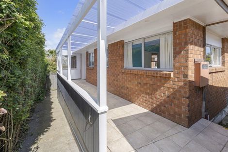 Photo of property in 19c Te Anau Place, Pakuranga Heights, Auckland, 2010