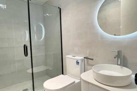 Photo of property in 3 Heketara Way, Massey, 0614