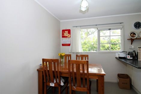 Photo of property in 361b Pakuranga Road, Pakuranga Heights, Auckland, 2010