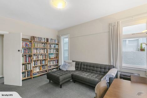Photo of property in 1u5 Rixon Grove, Mount Victoria, Wellington, 6011