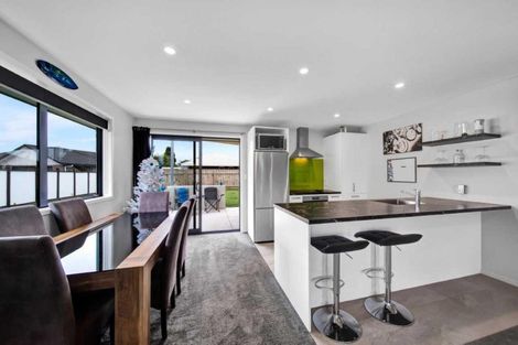 Photo of property in 6 Matai Place, Hawera, 4610