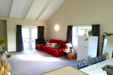 Photo of property in 318 Kuku Beach Road, Kuku, Levin, 5570