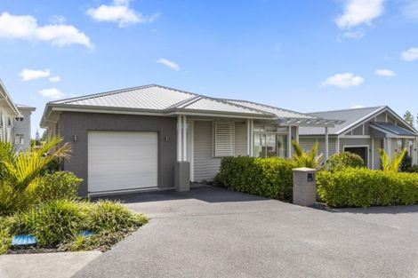 Photo of property in 44 Landmark Terrace, Orewa, 0931