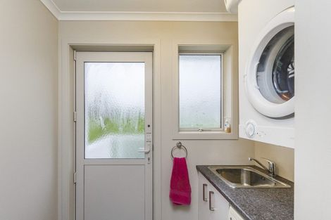 Photo of property in 12 Poplar Grove, Feilding, 4702
