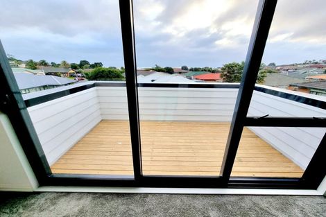 Photo of property in 28a Wai Iti Place, Clendon Park, Auckland, 2103