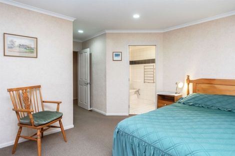 Photo of property in 52 Arnott Street, Feilding, 4702