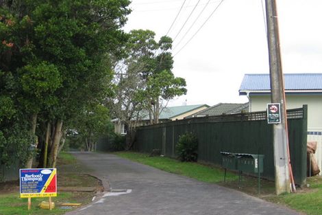 Photo of property in 7/331 Royal Road, Massey, Auckland, 0614