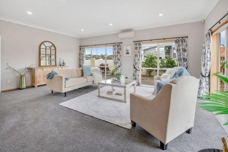 Photo of property in 1/16 Hattaway Avenue, Bucklands Beach, Auckland, 2012