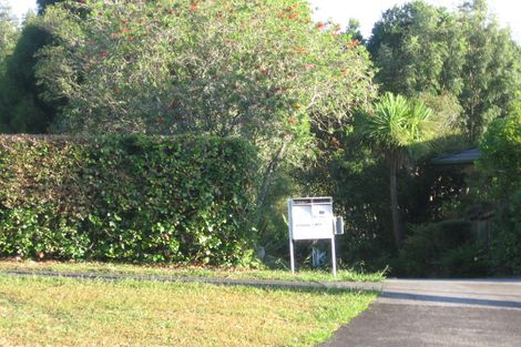 Photo of property in 16 Moore Street, Hillcrest, Auckland, 0627