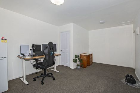 Photo of property in 24 Mountain Road, Morningside, Whangarei, 0110