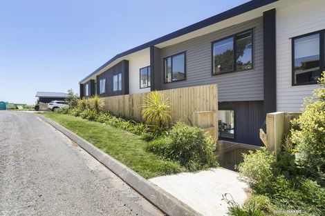 Photo of property in 14/62u Spenmoor Street, Newlands, Wellington, 6037