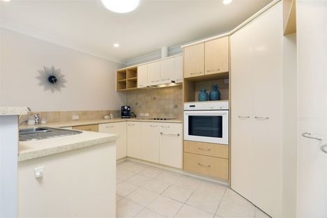 Photo of property in 15 Hillwell Drive, Henderson, Auckland, 0612
