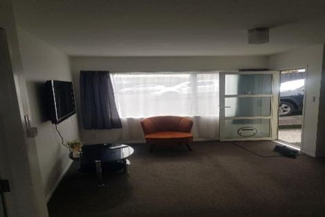 Photo of property in 33 Seddon Road, Frankton, Hamilton, 3204