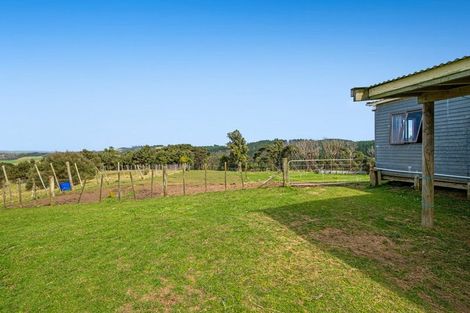 Photo of property in 211 Wilson Road, South Head, Helensville, 0874