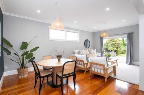 Photo of property in 117 Vigor Brown Street, Napier South, Napier, 4110