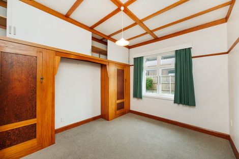 Photo of property in 19 Brightwater Terrace, Terrace End, Palmerston North, 4410