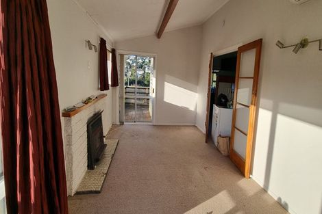 Photo of property in 75a Main Road, Titahi Bay, Porirua, 5022