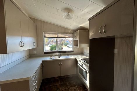 Photo of property in 1 Hunter Crescent, Wanaka, 9305