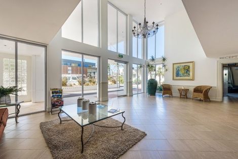 Photo of property in 10/12 Maunganui Road, Mount Maunganui, 3116