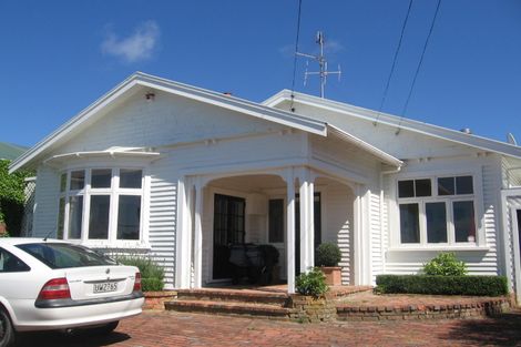 Photo of property in 18 Harbour View Road, Northland, Wellington, 6012