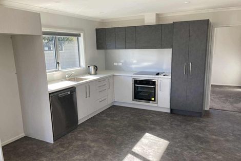 Photo of property in 2 Kellas Street, Macandrew Bay, Dunedin, 9014