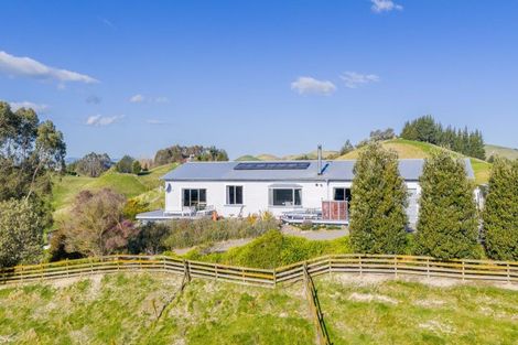 Photo of property in 89 Tiffen Lane, Waipawa, 4210