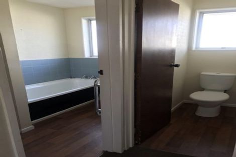 Photo of property in 2/12 Glen Place, Parklands, Christchurch, 8083