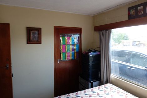 Photo of property in 2/4 Idlewild Avenue, Mangere, Auckland, 2022
