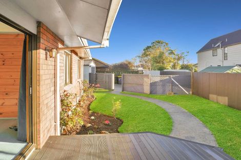 Photo of property in 2/25 Inwoods Road, Parklands, Christchurch, 8083