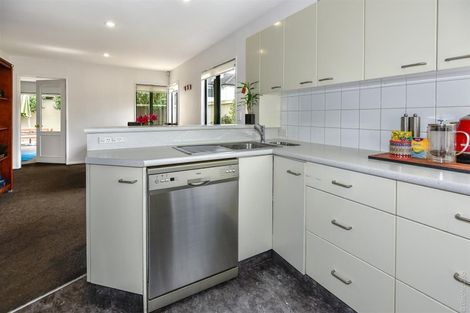 Photo of property in 53 Hawkesbury Avenue, St Albans, Christchurch, 8014