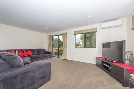 Photo of property in 26 Dovey Place, Massey, Auckland, 0614