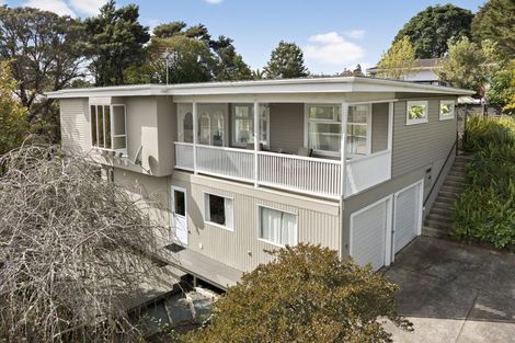 Photo of property in 15 Taioma Crescent, Te Atatu Peninsula, Auckland, 0610