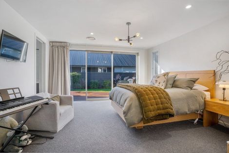 Photo of property in 60 Welsh Road, Winton, 9720