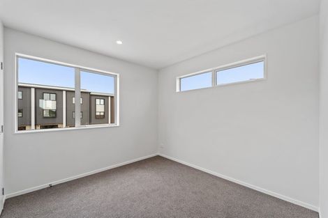 Photo of property in 1/474 West Coast Road, Glen Eden, Auckland, 0602