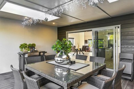 Photo of property in 22 Taranui Way, Paraparaumu Beach, Paraparaumu, 5032