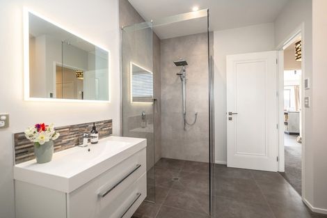 Photo of property in 16 Plains Avenue, Masterton, 5810