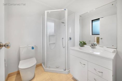 Photo of property in 100 Greenhithe Road, Greenhithe, Auckland, 0632