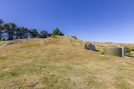 Photo of property in 640 Old Hill Road, Porangahau, 4291