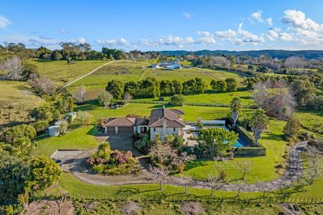 Photo of property in 28 Mahoenui Valley Road, Coatesville, Albany, 0793