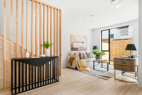 Photo of property in 102b Te Oneroa Way, Long Bay, Auckland, 0630