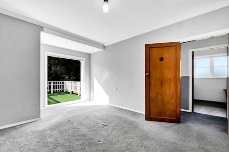 Photo of property in 402 South Road, Hawera, 4674