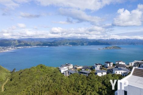 Photo of property in 45 Tamworth Crescent, Newlands, Wellington, 6037